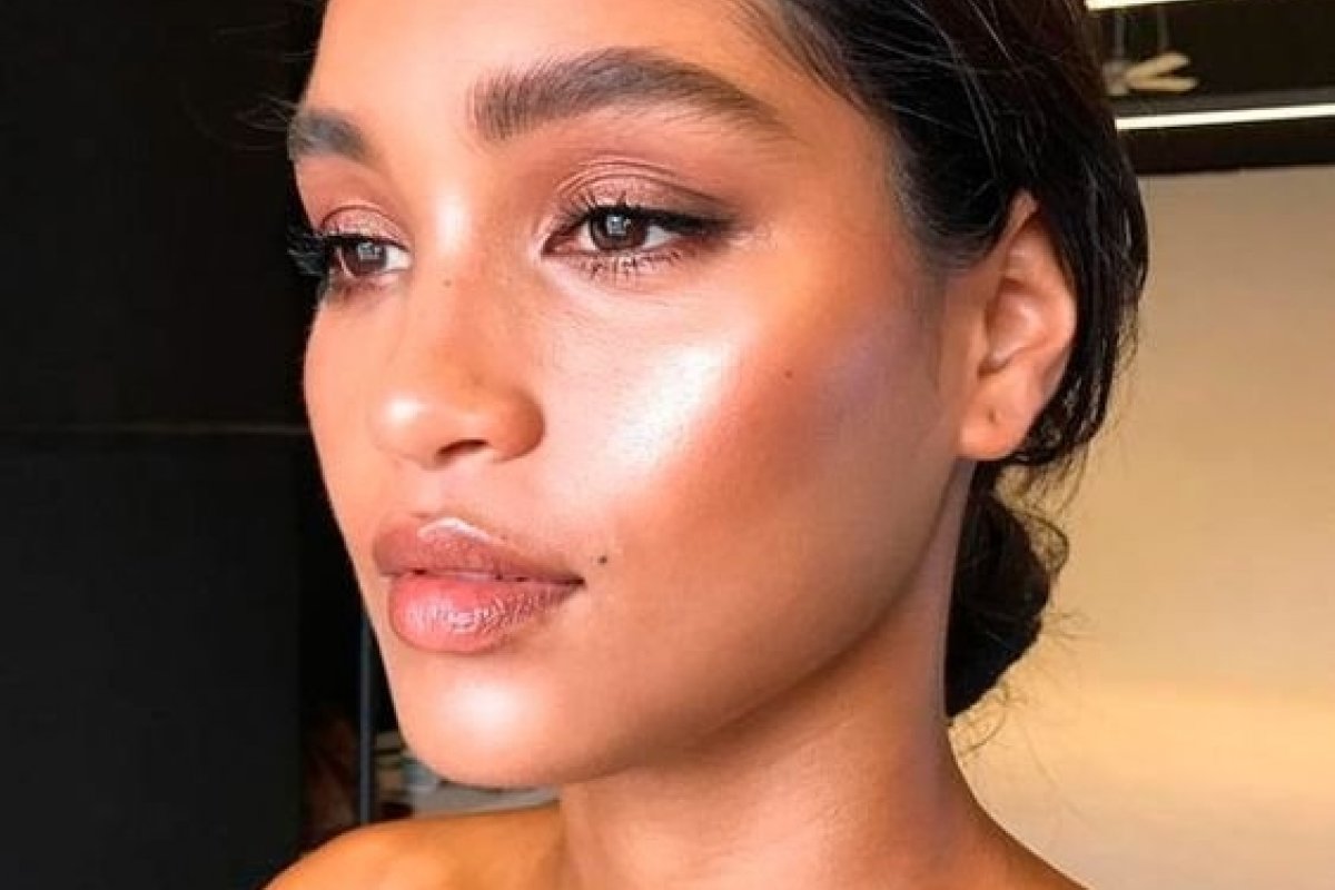 Pele dourada: Os melhores bronzeadores por menos de R$ 50