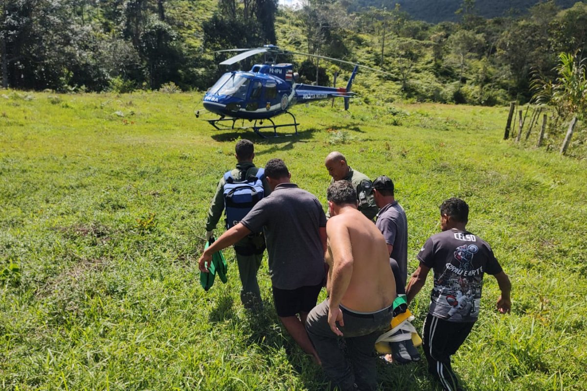 Turista é resgatado pela PM e Bombeiros após se acidentar durante trilha na Chapada Diamantina