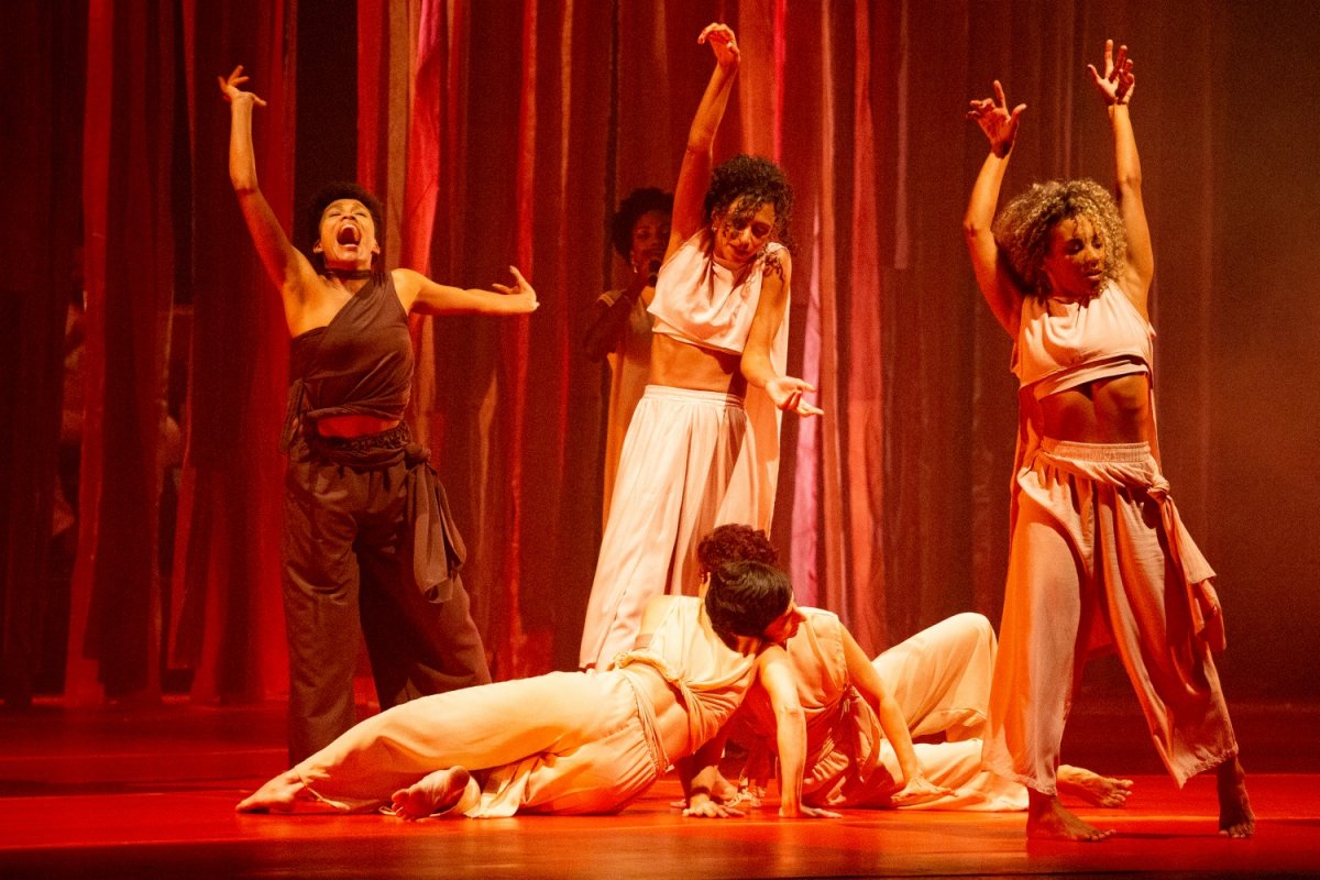 "Viramundo", do BTCA, celebra a vida de Gilberto Gil em nova turnê pela Bahia