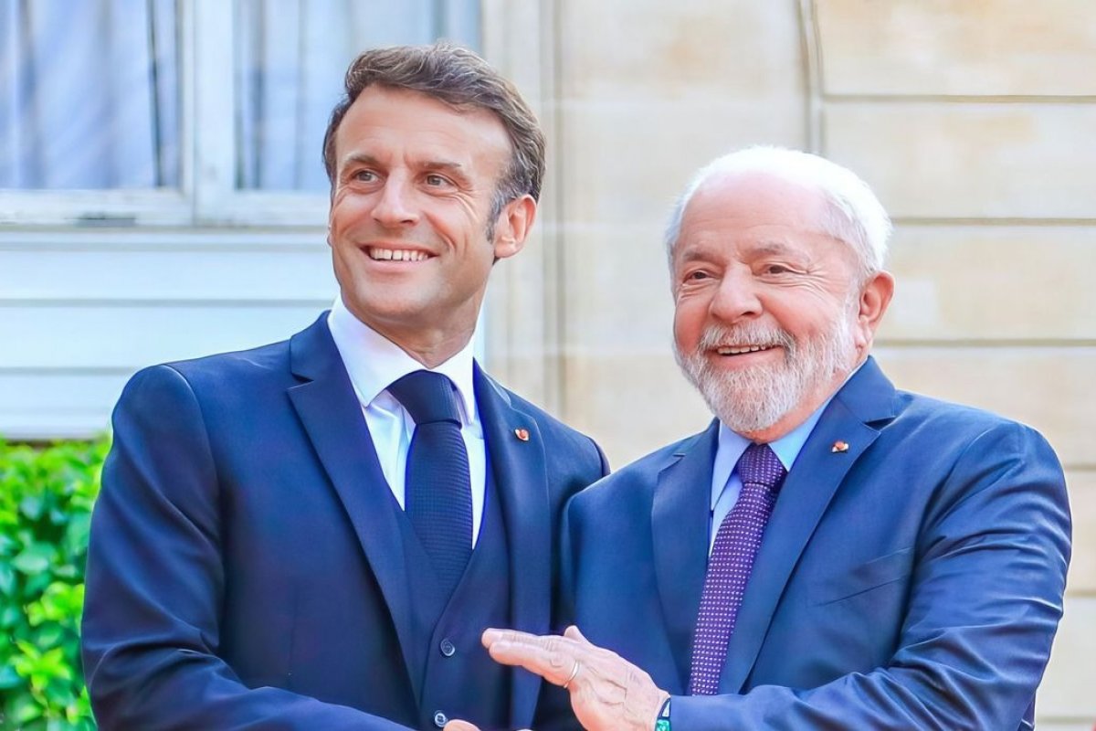 Senado francês recomenda reaproximação política da França com o Brasil