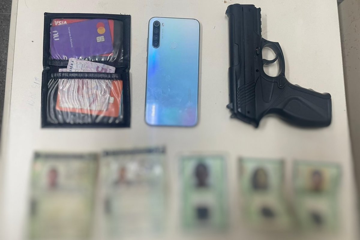 Homens são presos após roubo de carro no bairro de Mussurunga, em Salvador