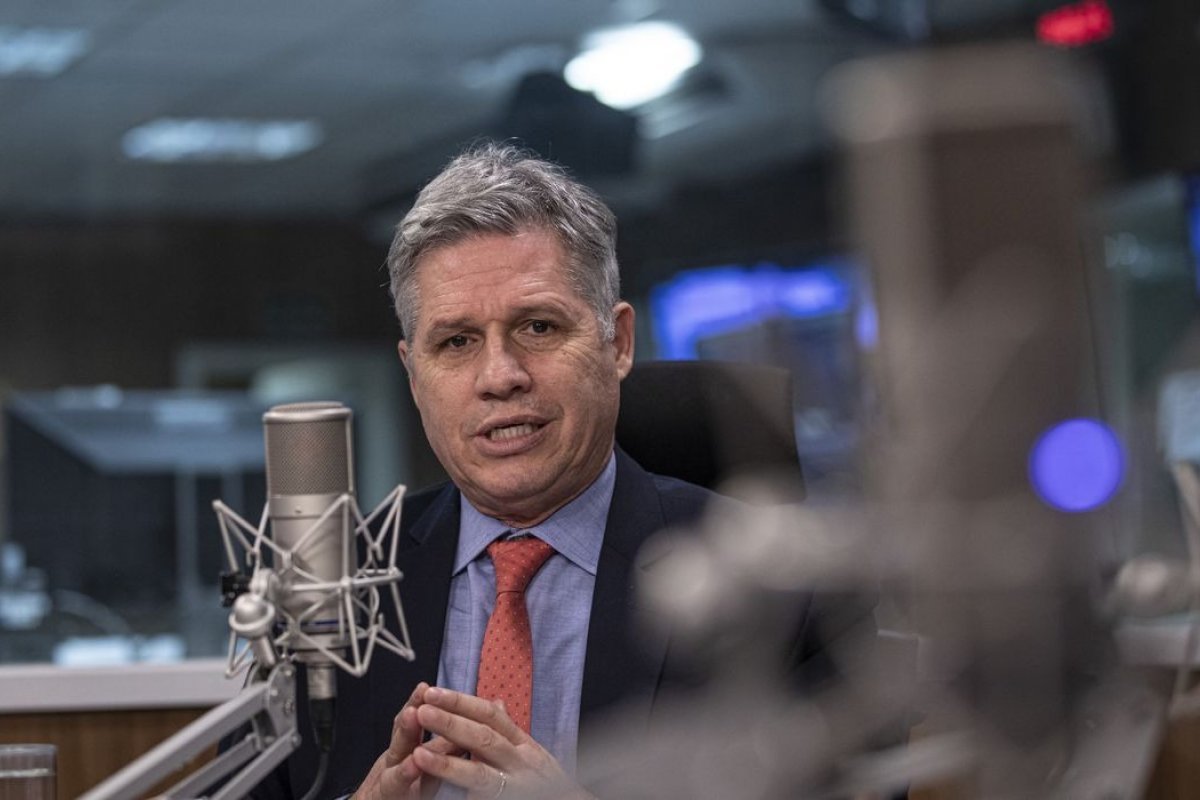 Paulo Teixeira afirma que PT não deve disputar a presidência da Câmara dos Deputados