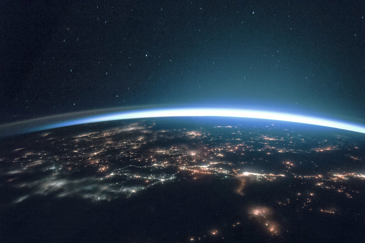 Robô da Nasa encontra vestígios de matéria orgânica em Marte