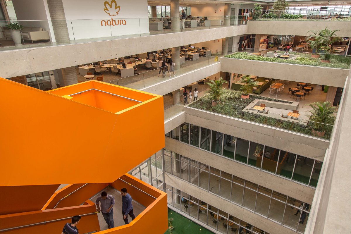 Em parceria com a Natura, Feitas no Brasil selecionará atleta para integrar o primeiro time de League of Legends do MIBR!