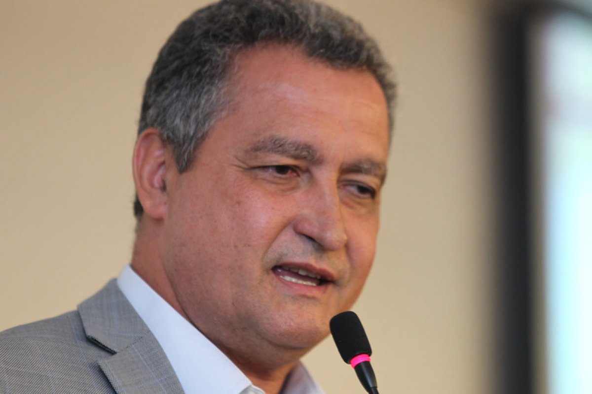 Rui Costa lamenta números de mortes no Estado e diz que medidas estão sendo tomadas