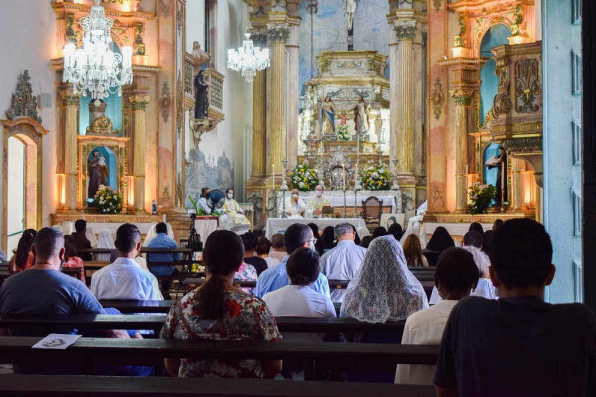 Cardeal Dom Sergio preside Missa em memória de Madre Vitória da Encarnação