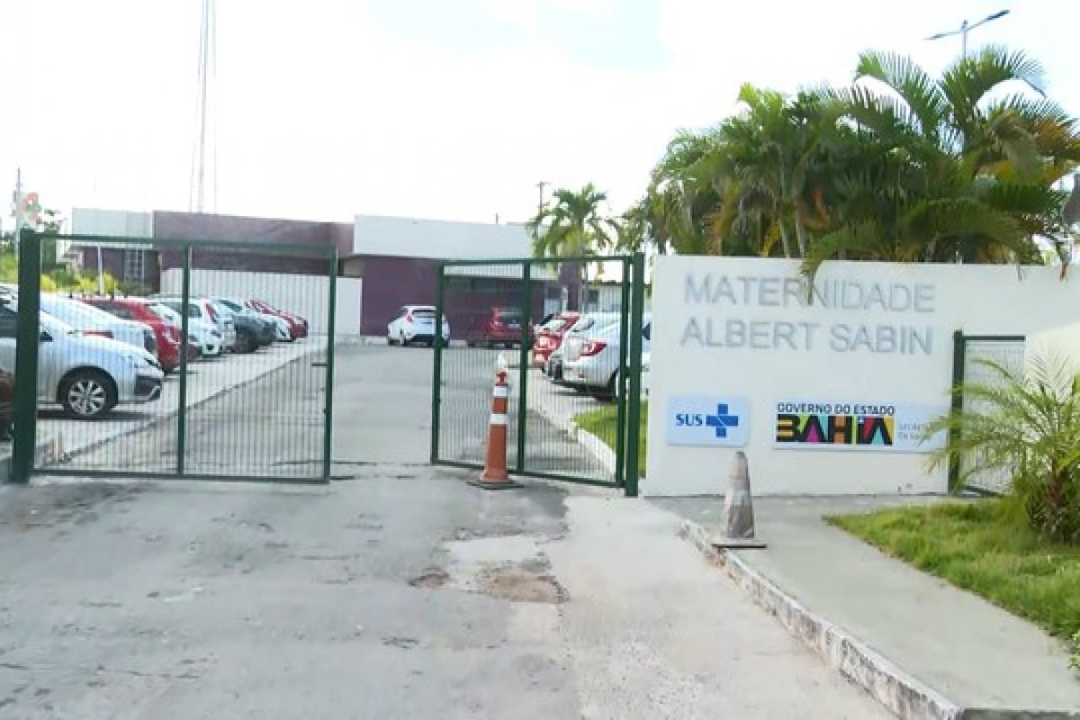 Família acusa maternidade de Salvador de negligência médica após bebê morrer na barriga da mãe