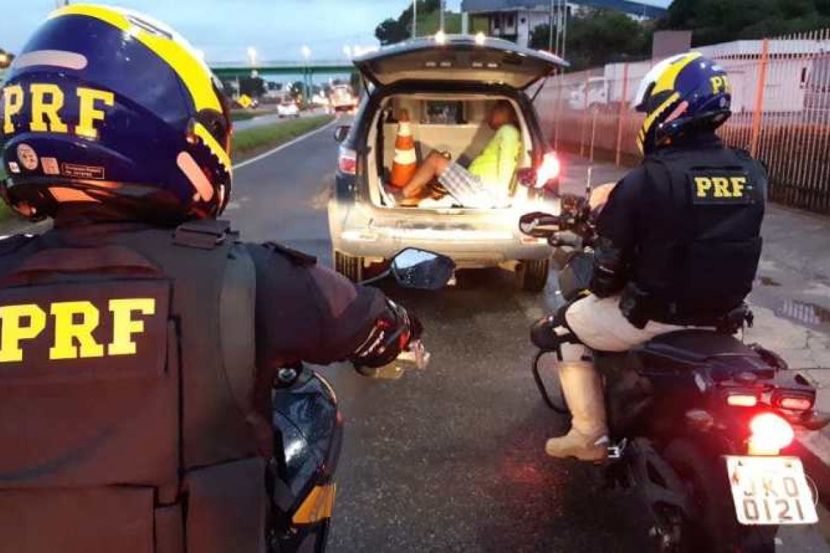 Homem foragido por estupro de vulnerável é capturado em Salvador