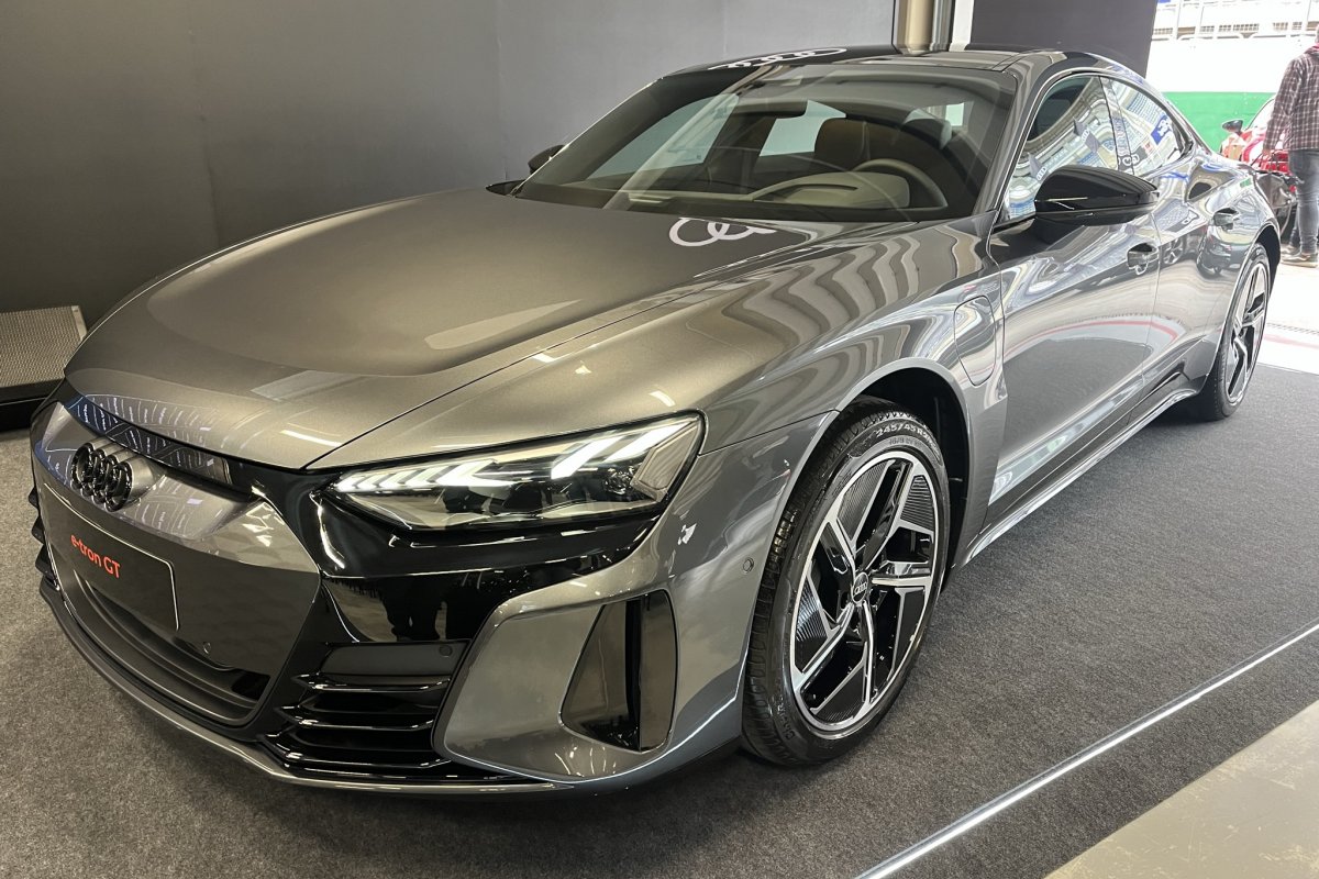 Audi e-tron GT é novo esportivo elétrico lançado no país por R$ 699 mil