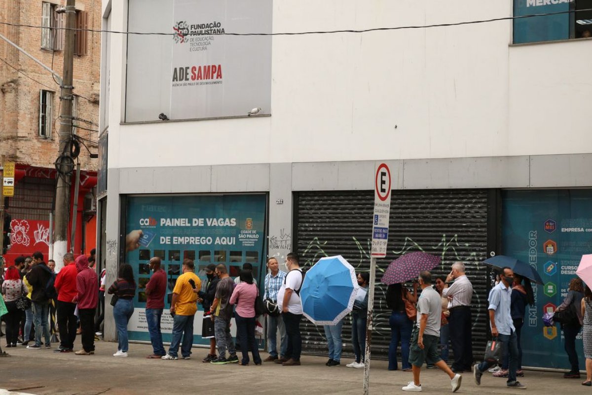 Nordeste fecha bimestre com saldo negativo de vagas e aumento nos custos de produção, aponta pesquisa