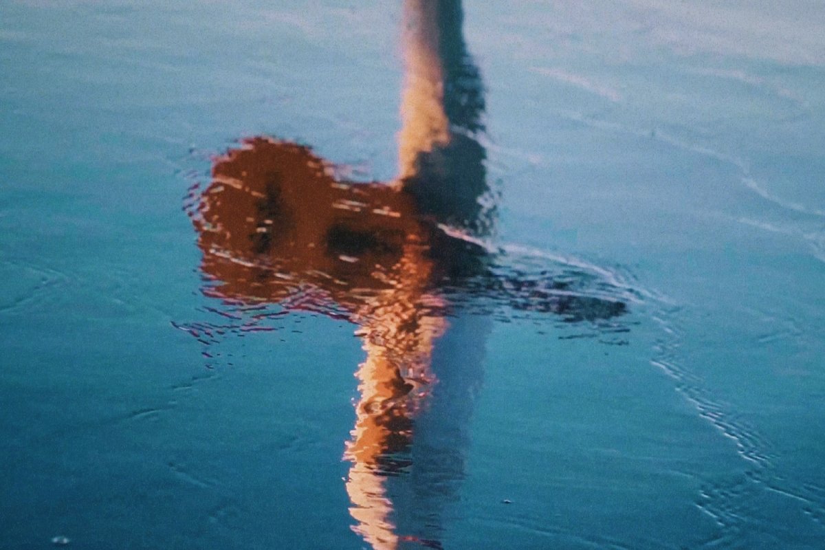 Cantor João Mar lança releitura de "Se Eu Não Te Amasse Tanto Assim"