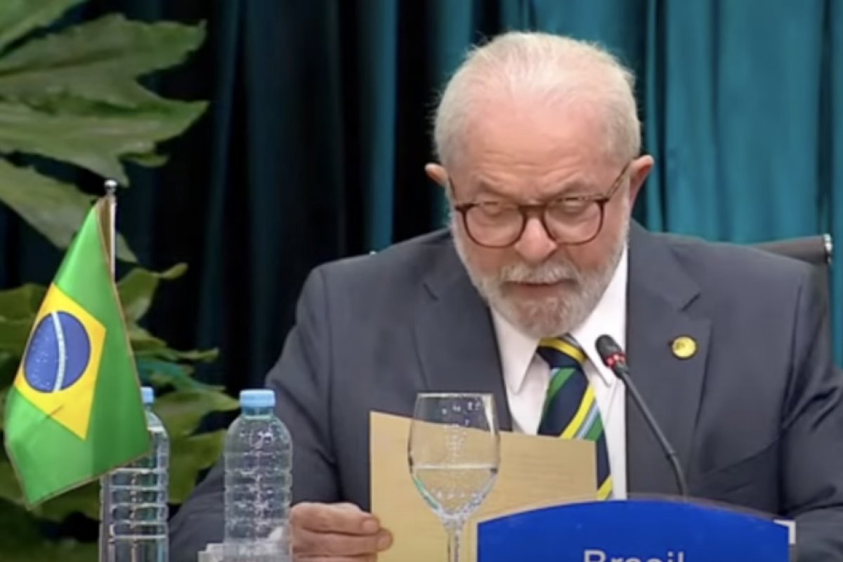Presidente Lula pede reforço a equipe de discursos para evitar gafes