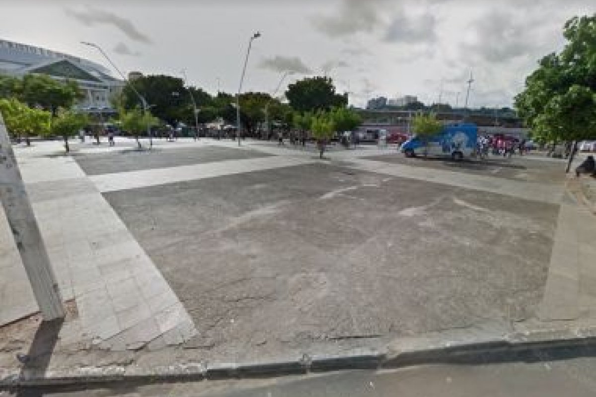 Praça Newton Rique será completamente bloqueada a partir desta terça-feira (17)
