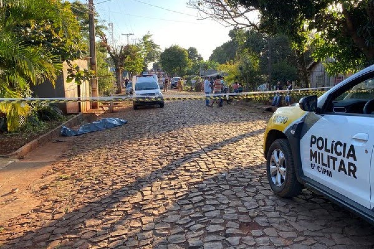 Homem mata casal e socorrista que atendia as vítimas no PR