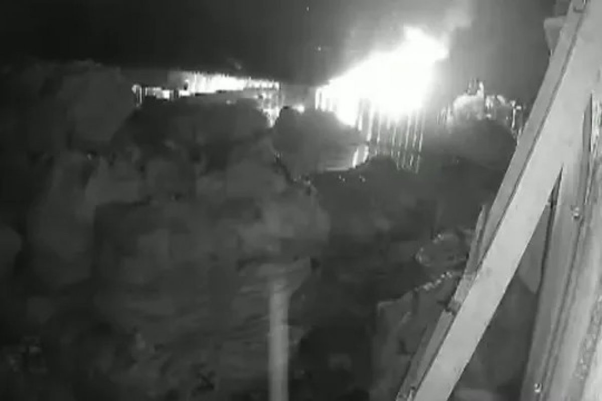 Incêndio atinge depósito de reciclagem em Vitória da Conquista