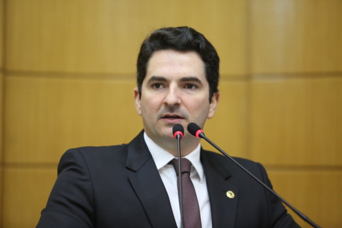 Presidente da CPI das Americanas diz que ainda não sabe de bancos são 'vítimas ou cúmplices' do rombo bilionário