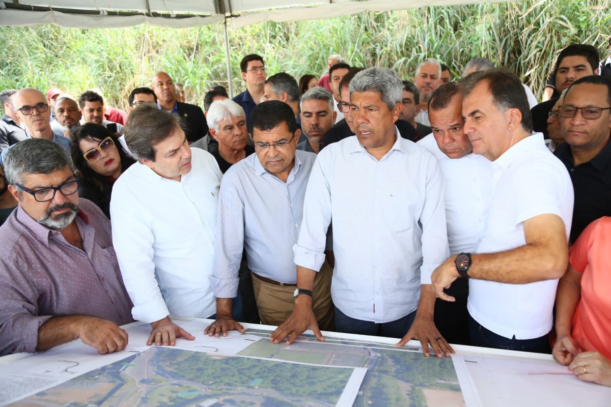 Jerônimo lança edital de licitação para obras de duplicação da Via Barradão