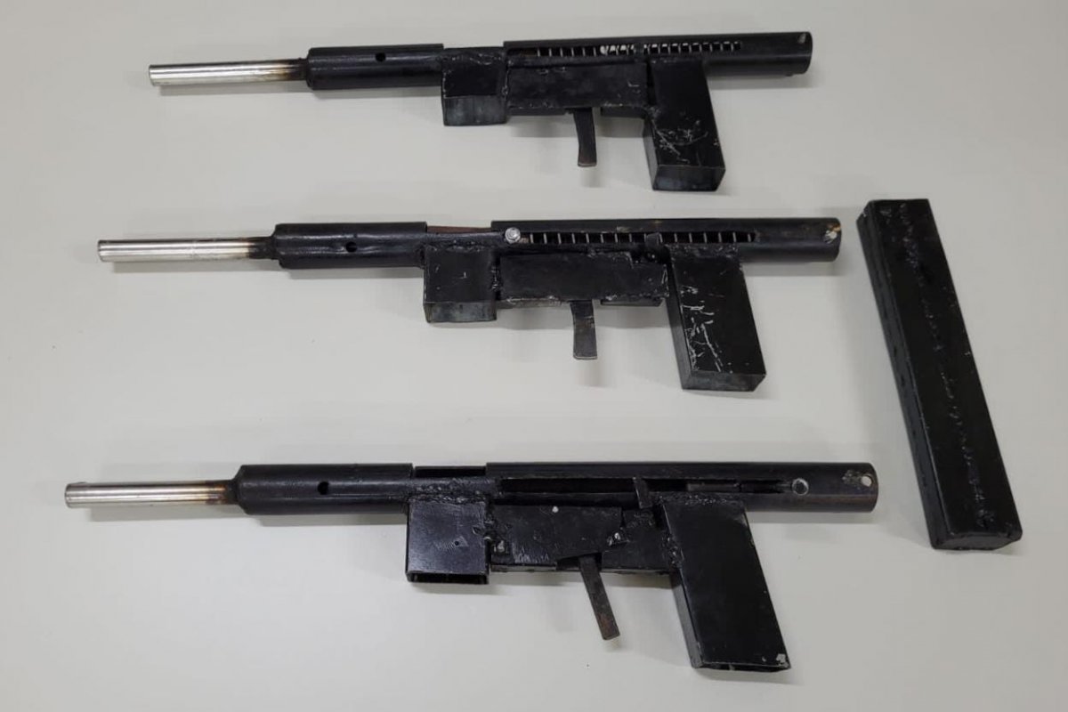 Polícia Militar apreende três submetralhadoras em operação na região de Jequié