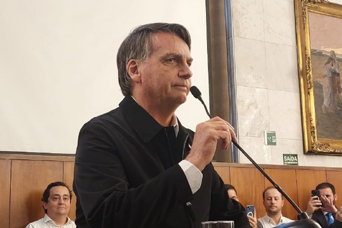Vídeo: 'Detidos por defender o Estado Democrático de Direito', diz Bolsonaro sobre presos por atos do 8 de janeiro