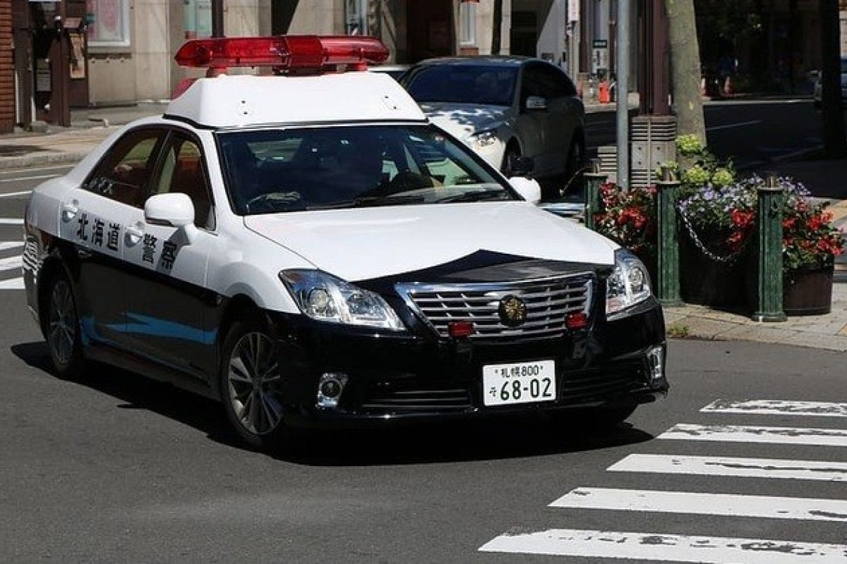 Mulher de 51 anos é presa após ligar mais de 2.700 vezes para serviços de emergência