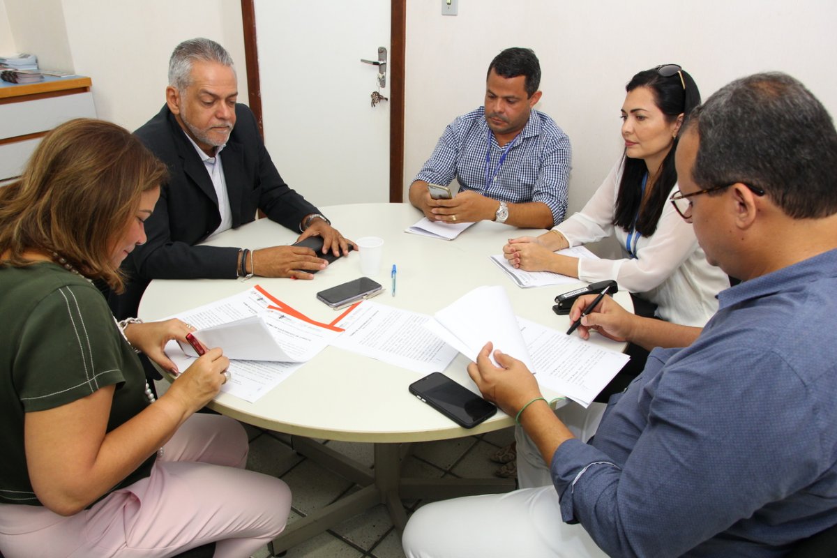 Prefeitura se compromete a preservar tradicional nome do festejo de Iemanjá