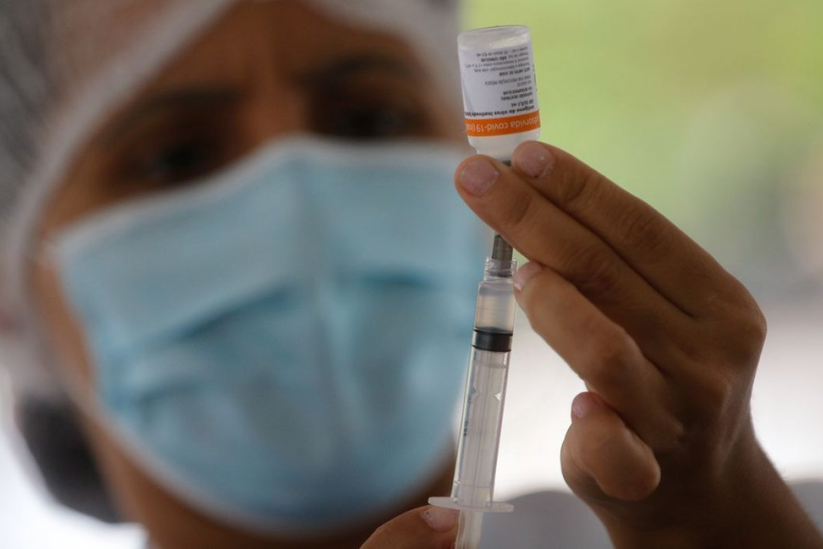 Confira os pontos de vacinação contra Covid-19 e gripe em Salvador nesta sexta-feira (28)