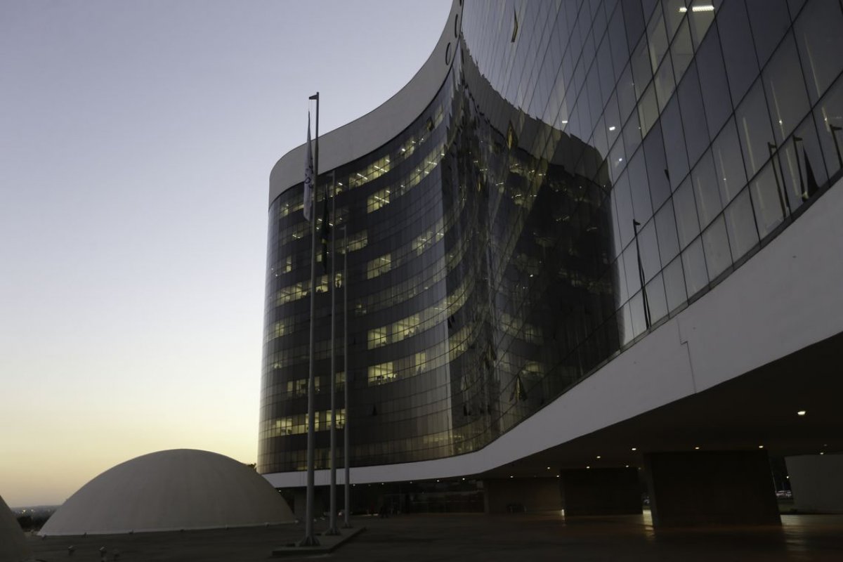 Deputados solicitam ao TSE reconhecimento de justa causa para sair do PSL