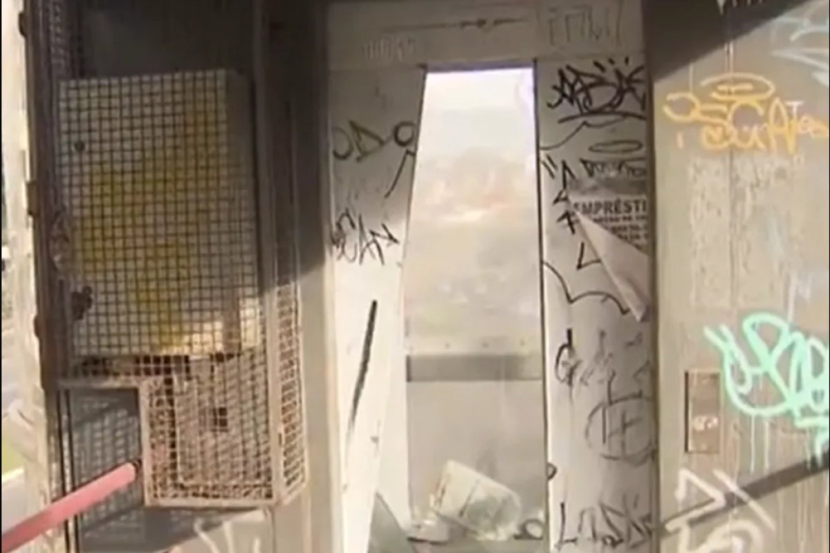 Homem fica ferido após queda em estrutura de elevador abandonado em Salvador