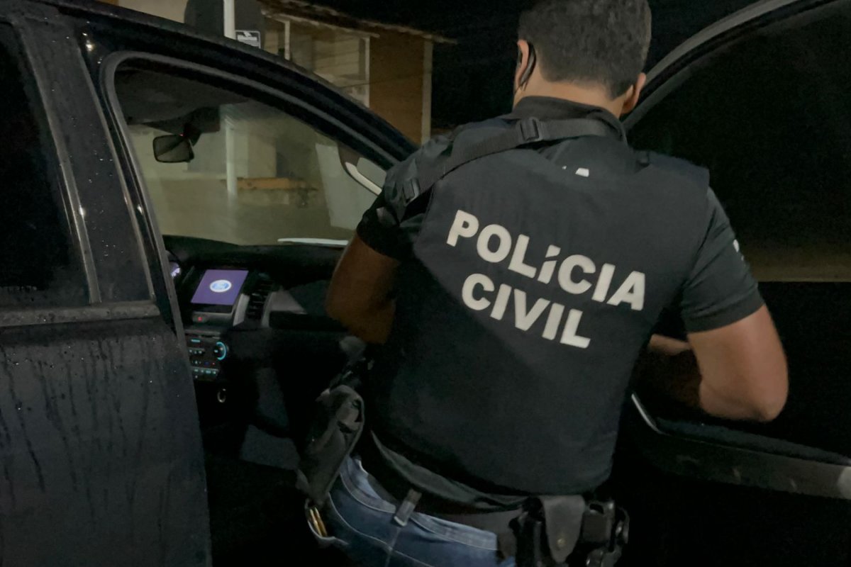 Jovem é morto a tiros dentro da própria casa em Feira de Santana