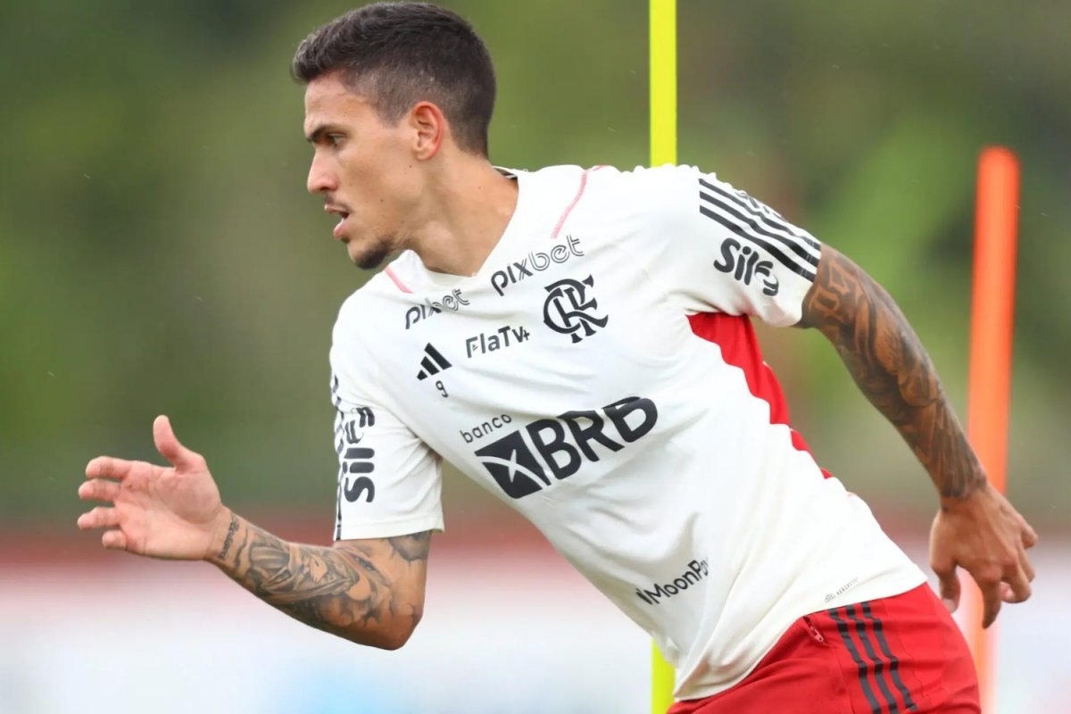 Após agressão de membro da comissão técnica durante discussão após partida, Pedro teve lesões no rosto e na boca
