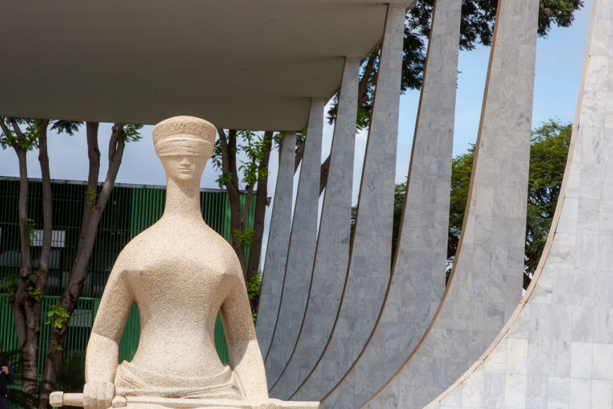 STF retoma julgamento sobre defesa da honra em casos de feminicídio