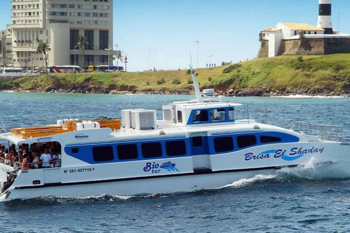Travessia entre Salvador e Morro de São Paulo é feita com conexão em Itaparica