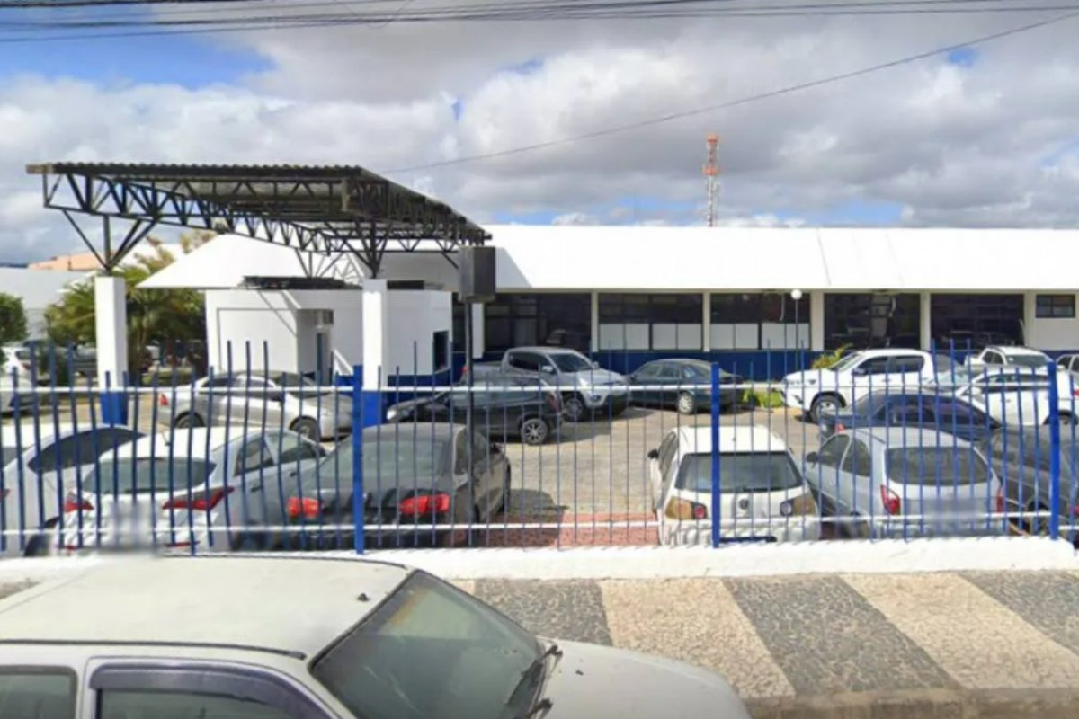 Bahia: idoso de 78 anos preso após entrar em motel com adolescente de 12 anos vai cumprir prisão domiciliar
