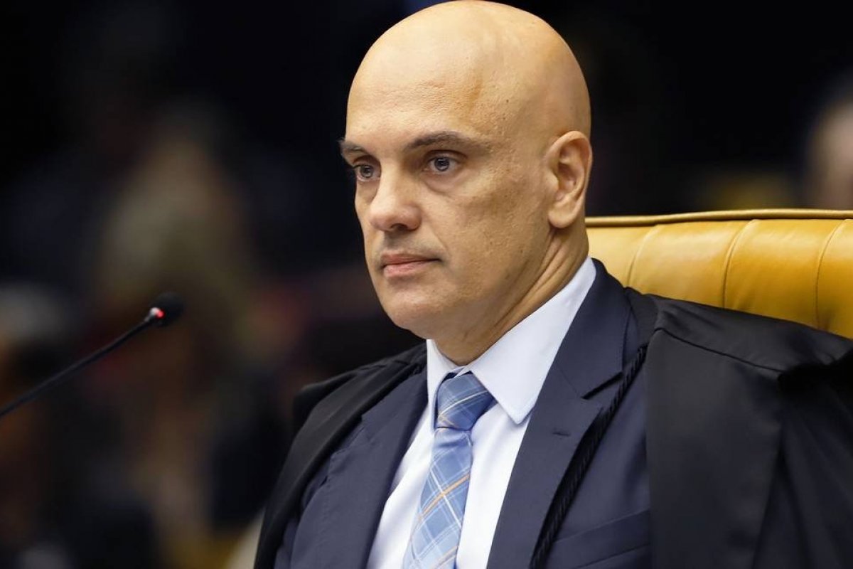 Ministro do STF decide arquivar pedidos para investigar Bolsonaro no caso Marielle