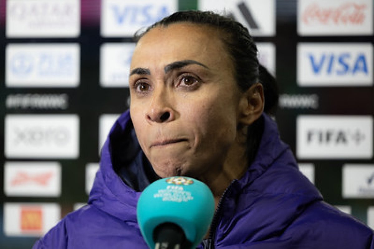Marta confirma despedida da Copa do Mundo após eliminação do Brasil da competição