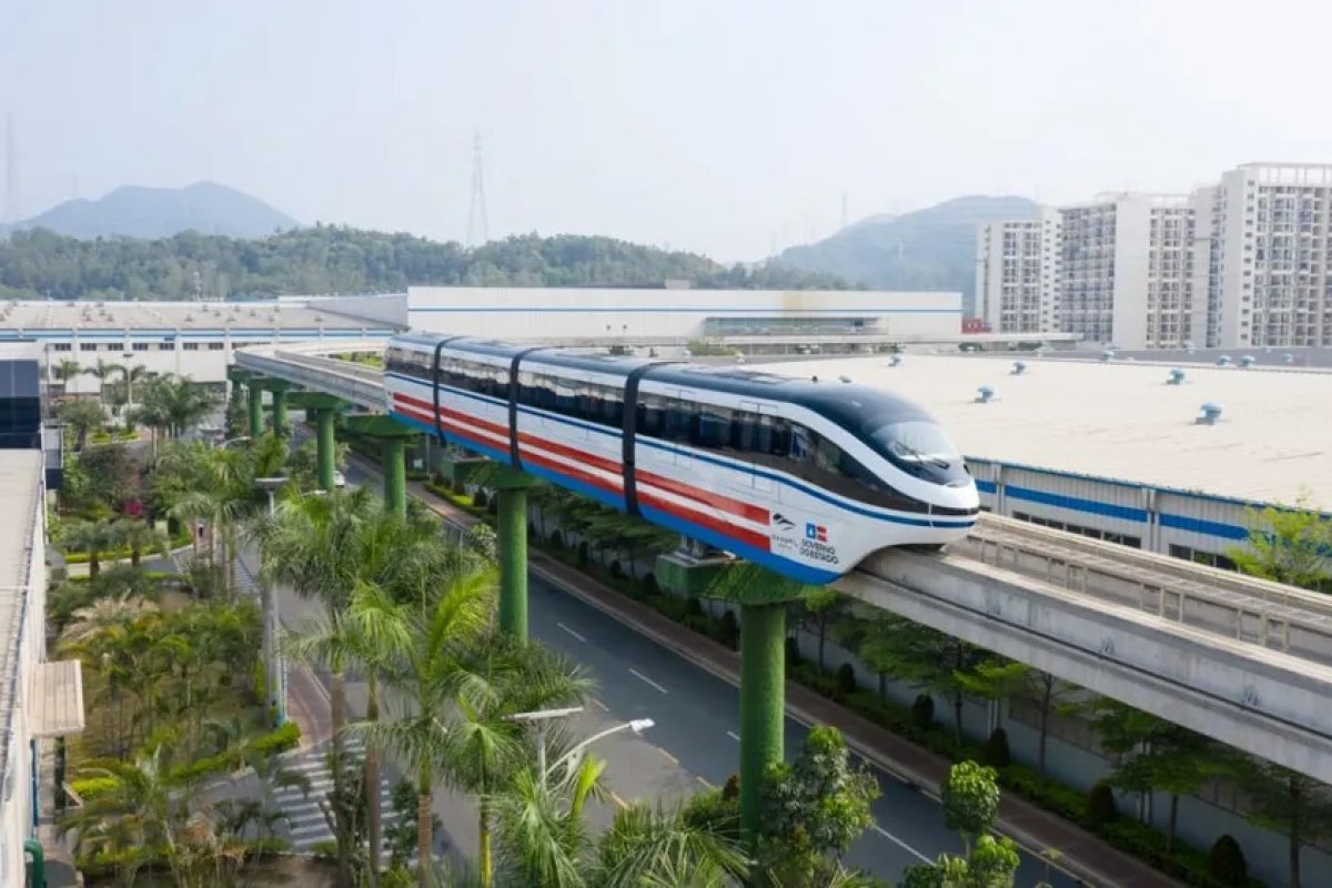 Obras paralisadas e população sem resposta: entenda as propostas para o VLT do Subúrbio