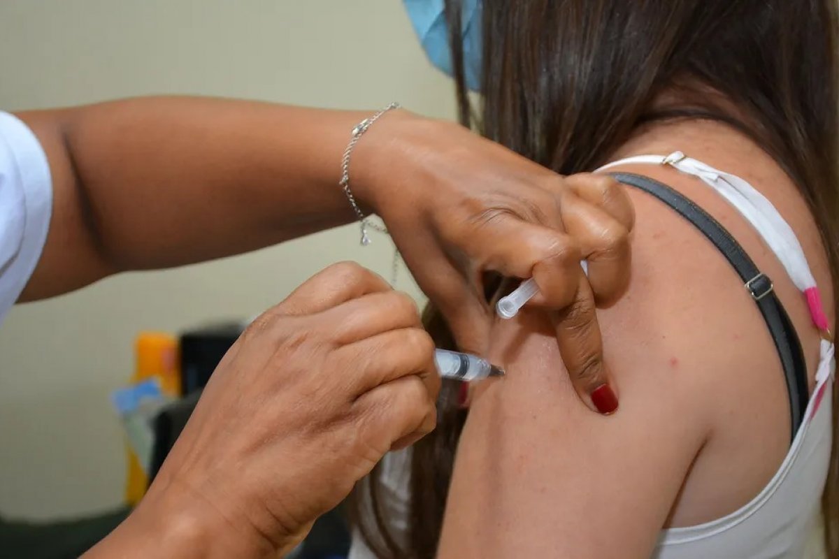 Saiba onde se vacinar contra Covid-19 e contra gripe em Salvador nesta sexta-feira (04)
