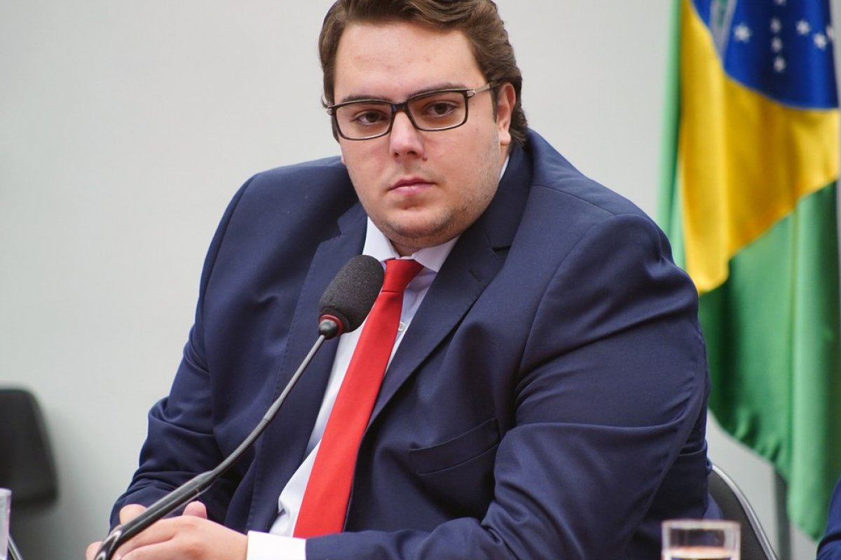 Felipe Francischini é o relator da PEC paralela da Previdência na CCJ da Câmara