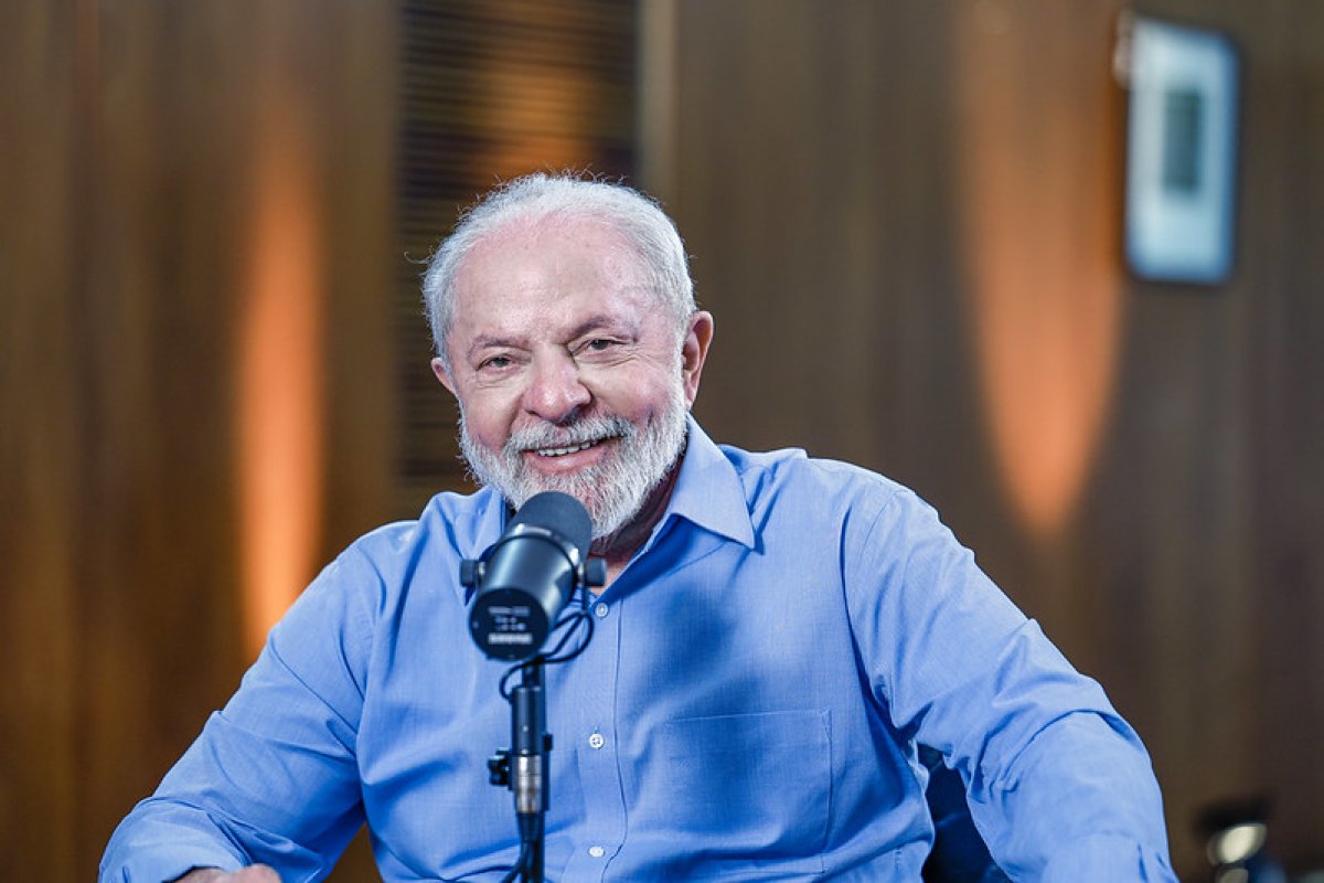 Lula diz que é preciso encontrar maneira de preservar a Amazônia e gerar recursos