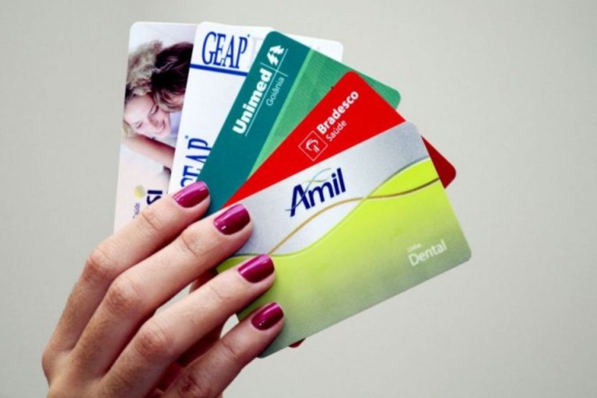 Idec: reajustes de planos de saúde coletivos são quase o dobro dos individuais