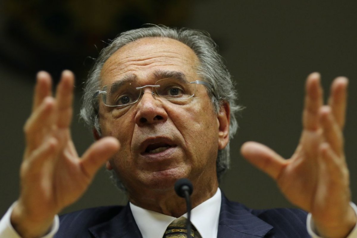 Paulo Guedes descarta envio nova PEC ao Congresso para Reforma Tributária