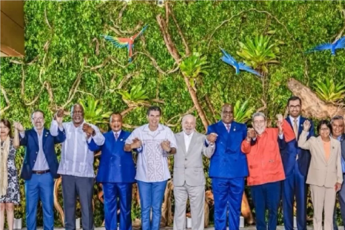 Líderes da Cúpula da Amazônia exigem apoio financeiro dos países desenvolvidos para a preservação florestal