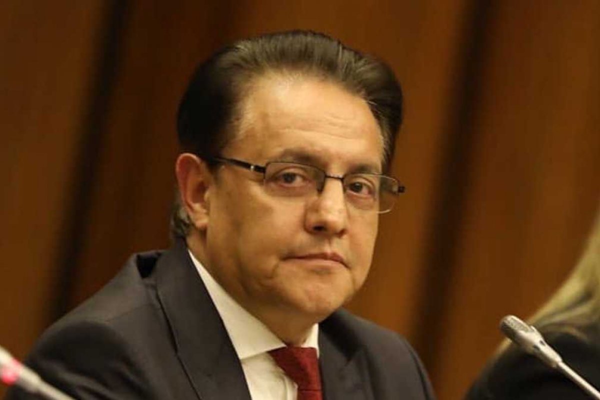 Vídeo: Candidato à presidência do Equador é assassinado com tiros na cabeça