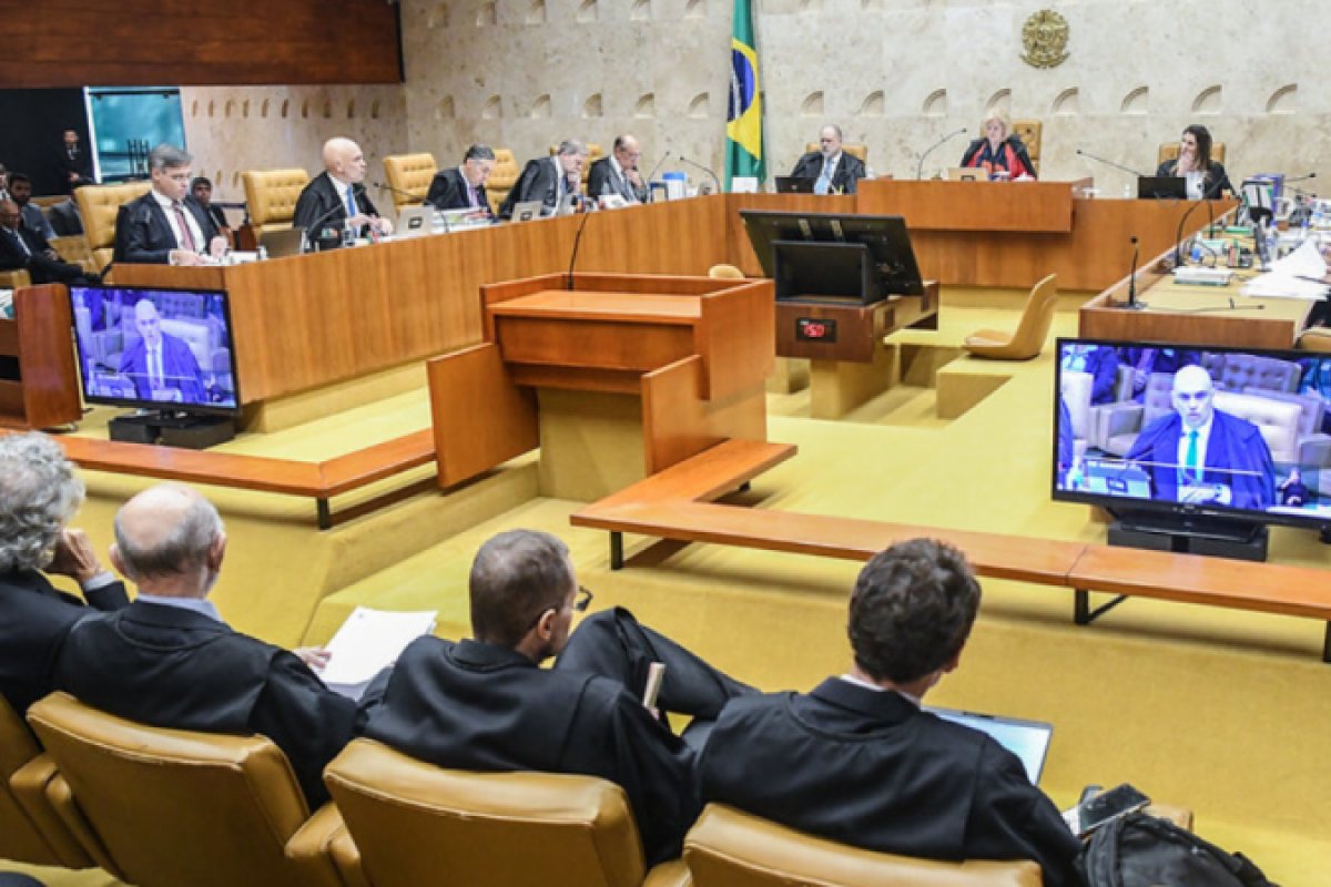 STF retoma discussão sobre juiz de garantias; proposta divide opiniões