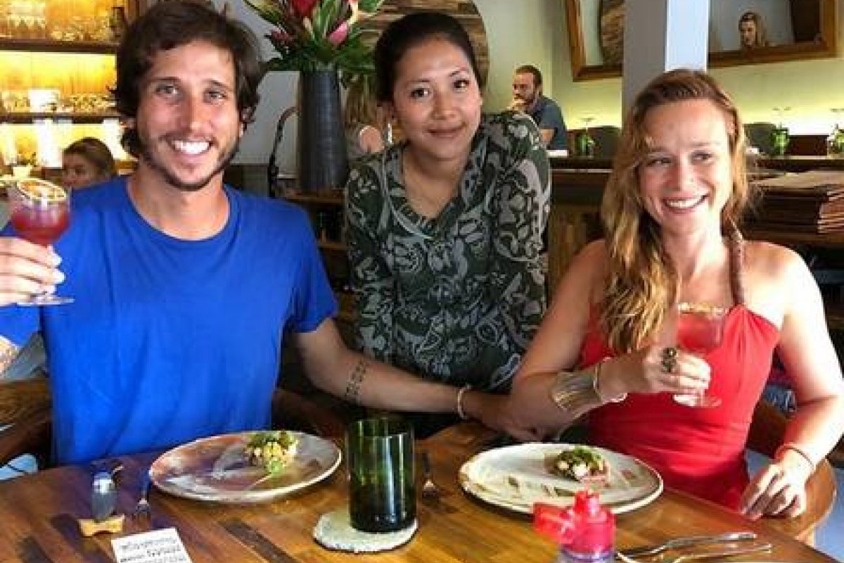 Após encher o cofre, Mariana Ximenes posta primeira foto do namorado