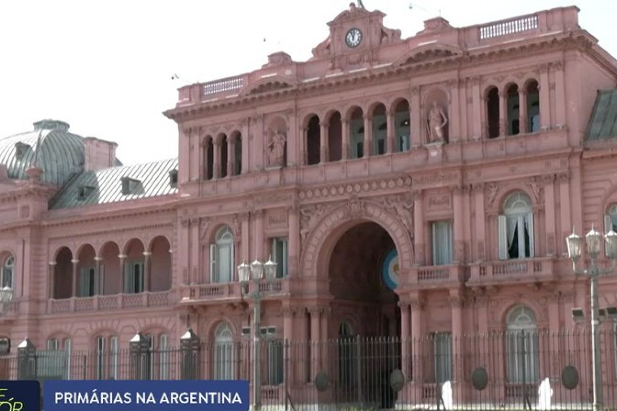 Argentinos vão às urnas para decidir quem serão os candidatos nas eleições de outubro