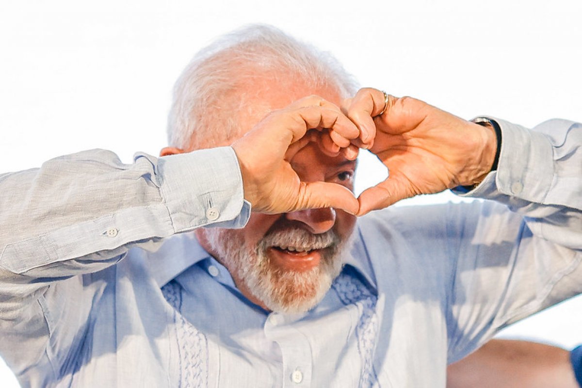 EBC aumenta comissionados em 30%, mas live de Lula ‘flopa’