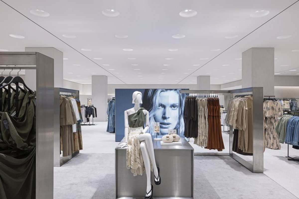 Zara abre no Brasil sua primeira flagship sustentável e com sistema inteligente!