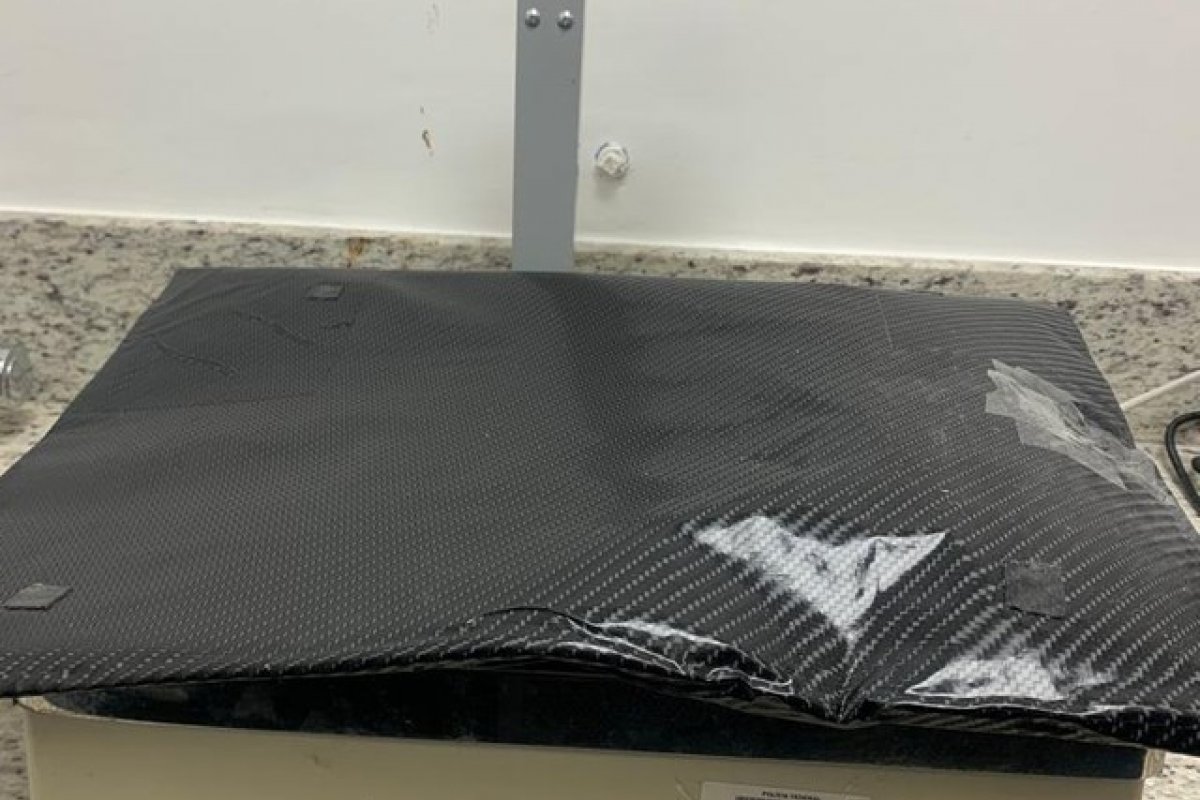 Mulher é presa no aeroporto de Salvador com mais de 3kg de cocaína em mala