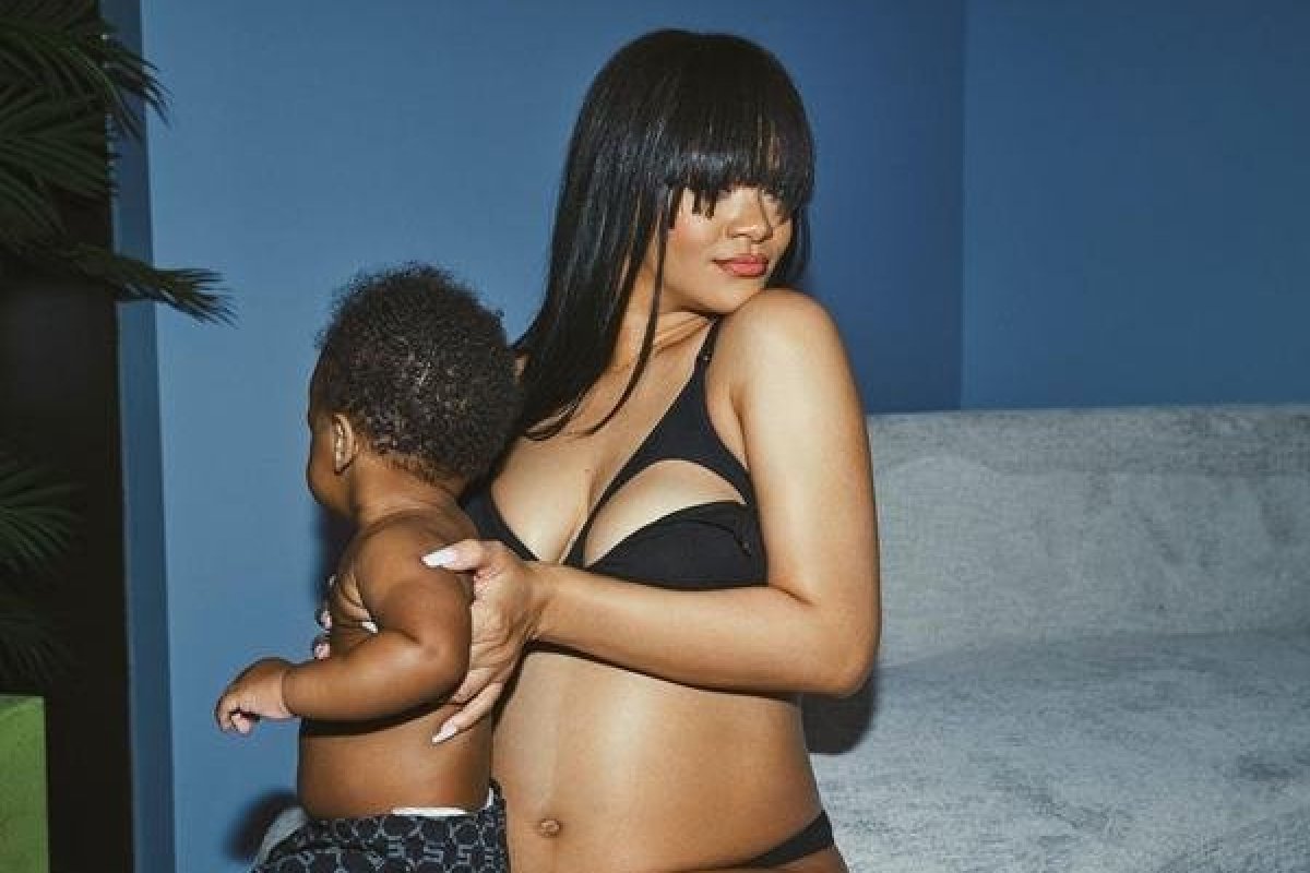 Rihanna lança a coleção Savage x Maternity composta de sutiãs para amamentação!